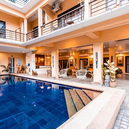 Molly Resorts Puerto Galera Ngoại thất bức ảnh