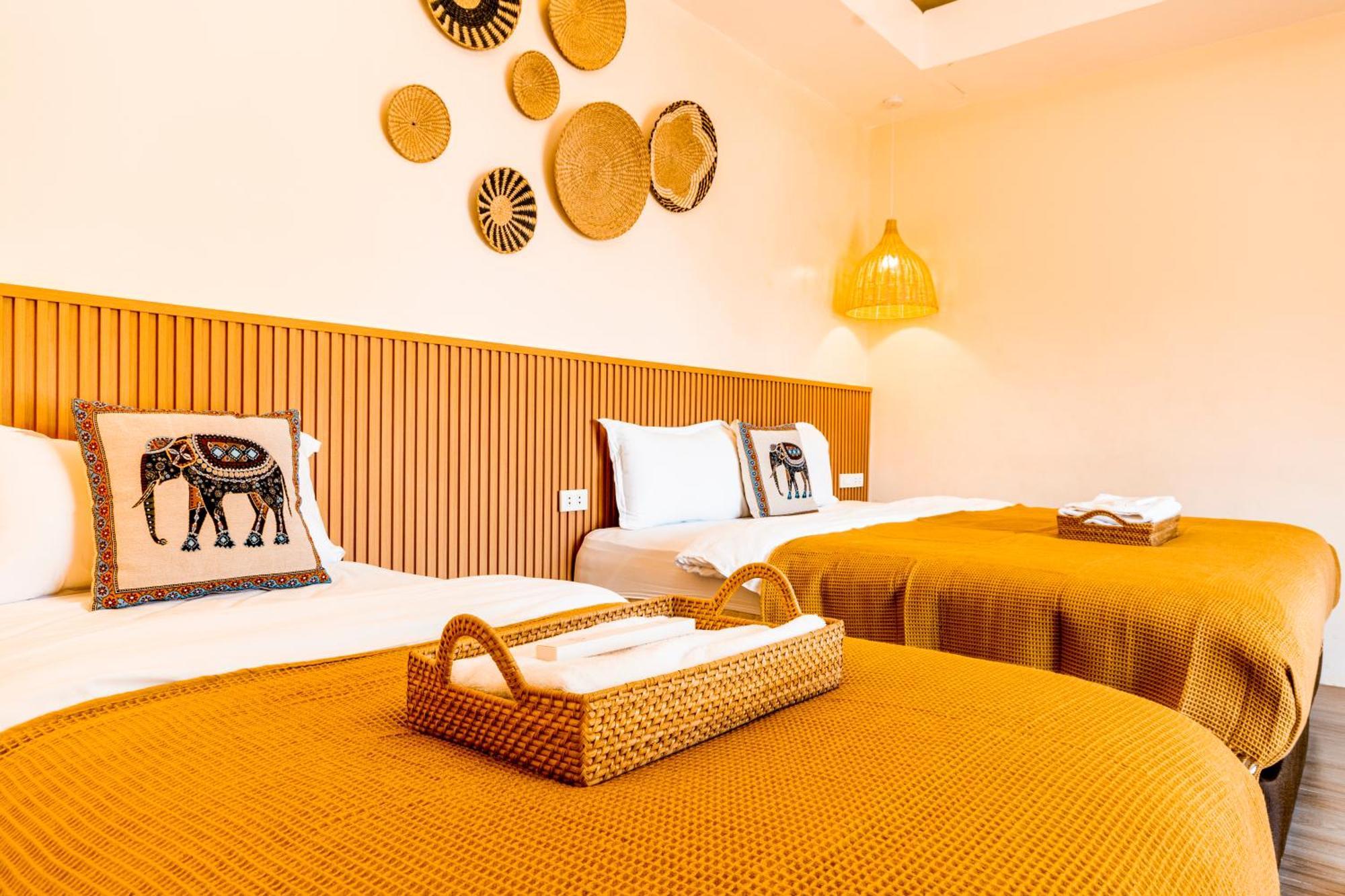 Molly Resorts Puerto Galera Ngoại thất bức ảnh