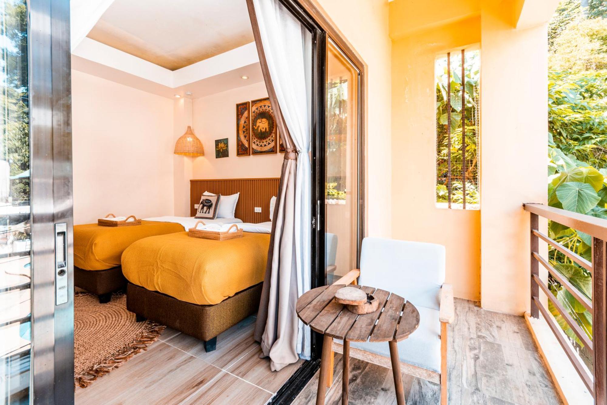 Molly Resorts Puerto Galera Ngoại thất bức ảnh
